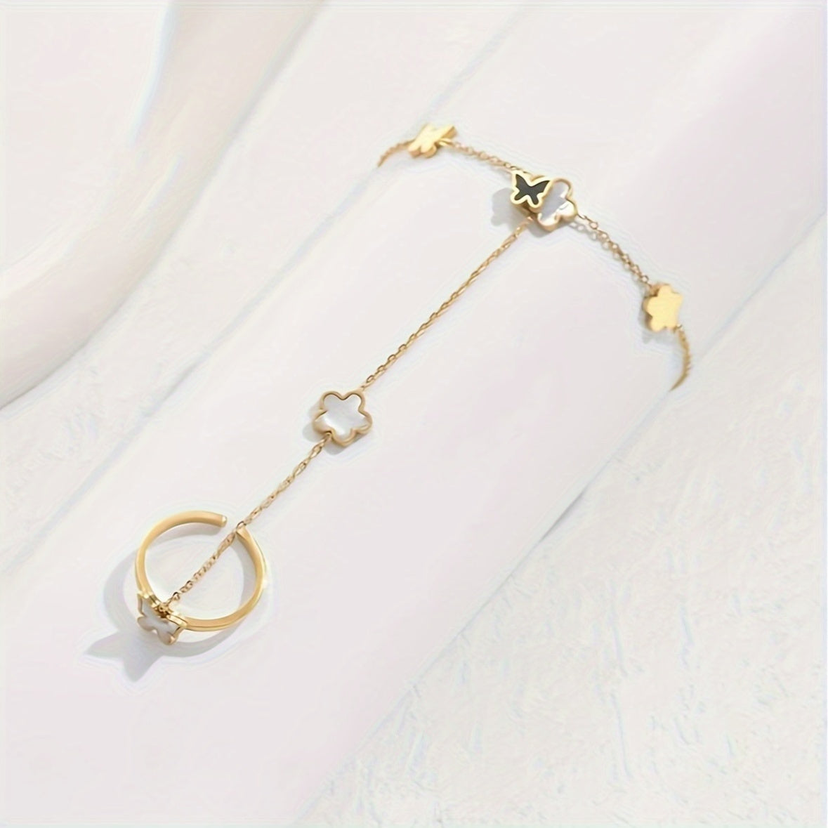 Elegant Butterfly and Flower Alloy Hand Chain Ring Bracelet